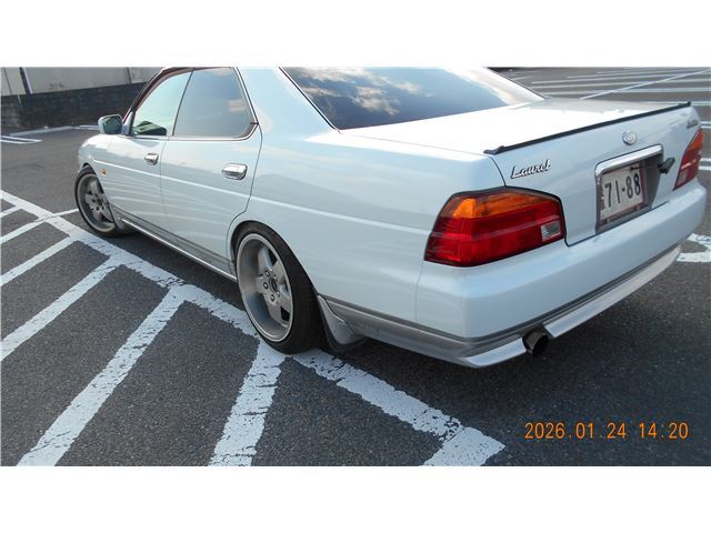 1997 Nissan LAUREL 照片 5