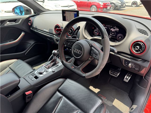 2018 AUDI RS3 — миниатюра 19