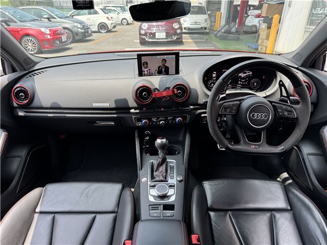 2018 AUDI RS3 — миниатюра 37