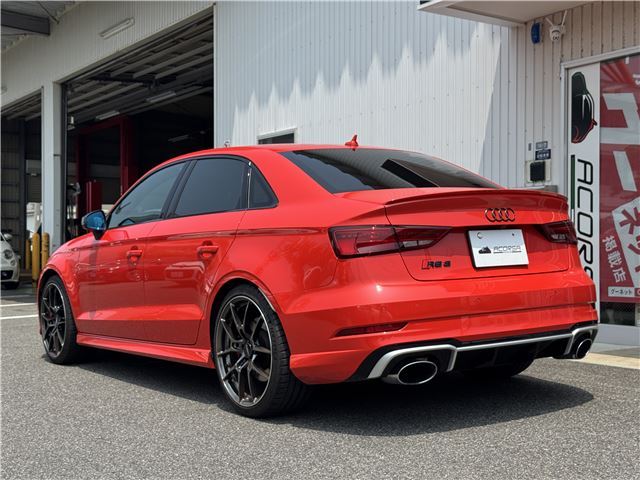 2018 AUDI RS3 — фото 10