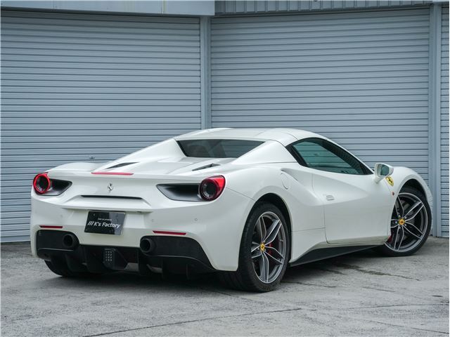 صورة مصغرة 22 لـ 2016 Ferrari 488 SPIDER