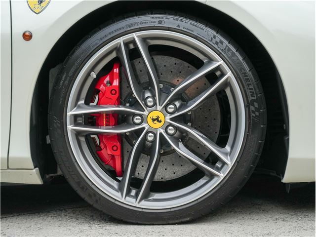 صورة مصغرة 4 لـ 2016 Ferrari 488 SPIDER
