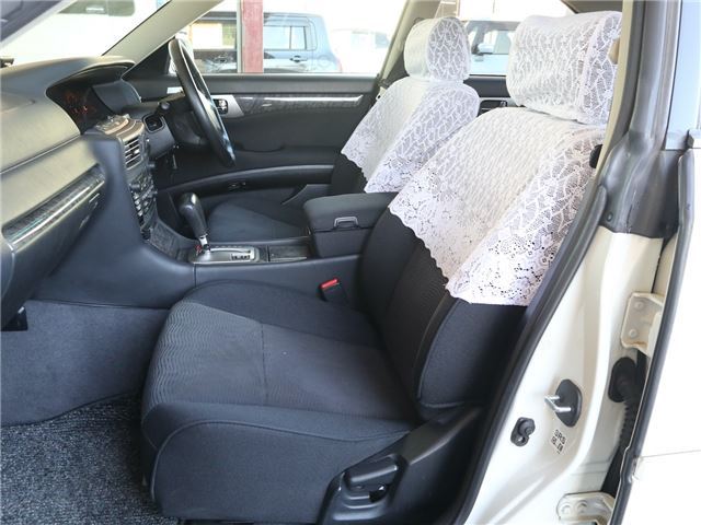 صورة مصغرة 14 لـ 2003 Nissan GLORIA