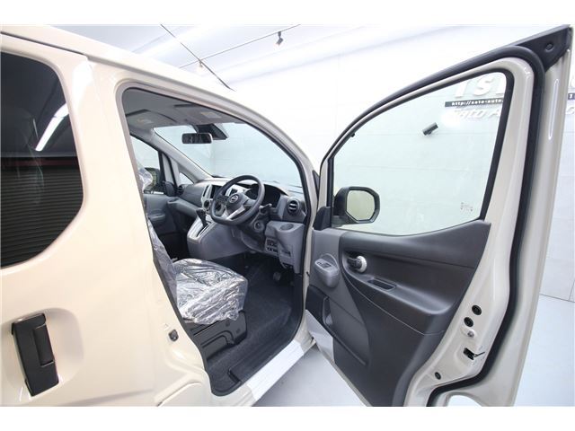 2026 Nissan NV200VANETTE WAGON — миниатюра 27
