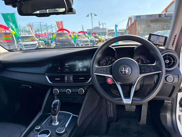 2017 ALFA Romeo JULIA — миниатюра 17