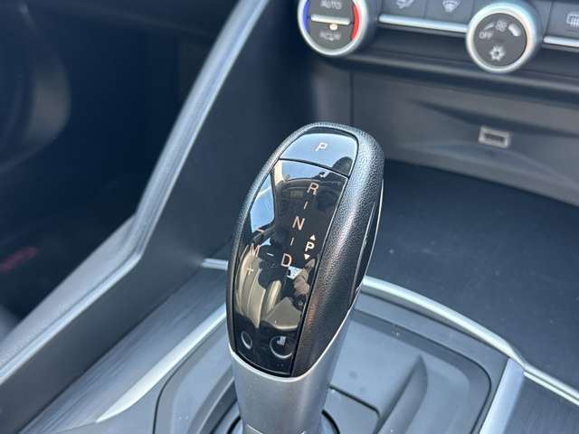 2017 ALFA Romeo JULIA — миниатюра 31