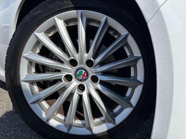 2017 ALFA Romeo JULIA — миниатюра 54