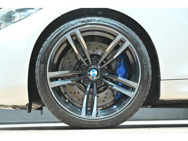 صورة 15 لـ 2017 BMW M2 COUPE