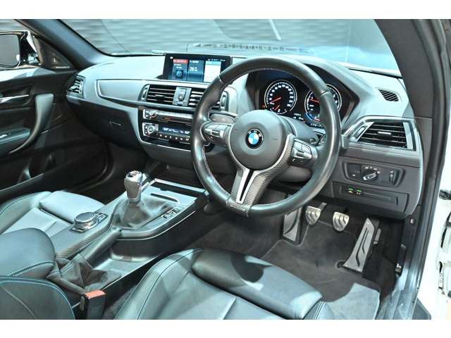 صورة مصغرة 30 لـ 2017 BMW M2 COUPE