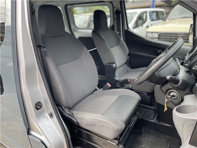 2011 Nissan NV200VANETTE WAGON — фото 3
