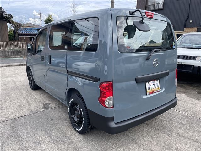 2011 Nissan NV200VANETTE WAGON — фото 2
