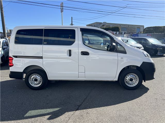 2024 Nissan NV200VANETTE WAGON 照片 4