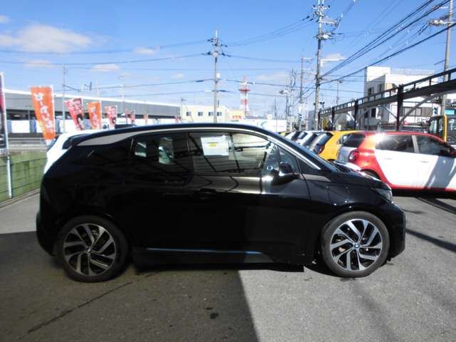 صورة 9 لـ 2018 BMW I3