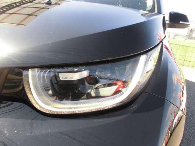 صورة 6 لـ 2018 BMW I3