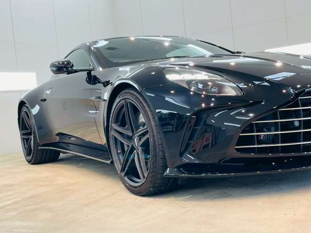 صورة مصغرة 3 لـ 2025 Aston Martin VANTAGE