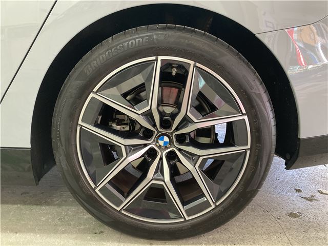 2024 BMW 5 SERIES — миниатюра 40