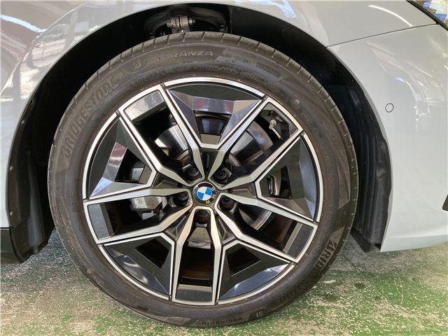 2024 BMW 5 SERIES — миниатюра 42