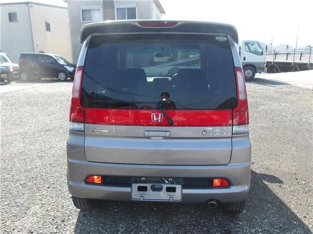 2001 Honda LIFE — миниатюра 11