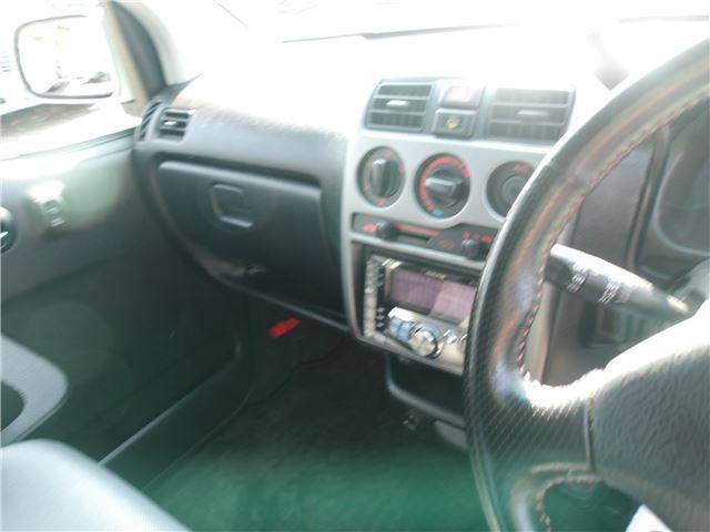 2001 Honda LIFE — миниатюра 16