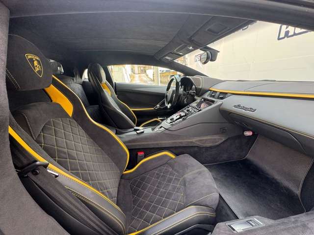 2017 Lamborghini AVENTADOR 缩略图 36