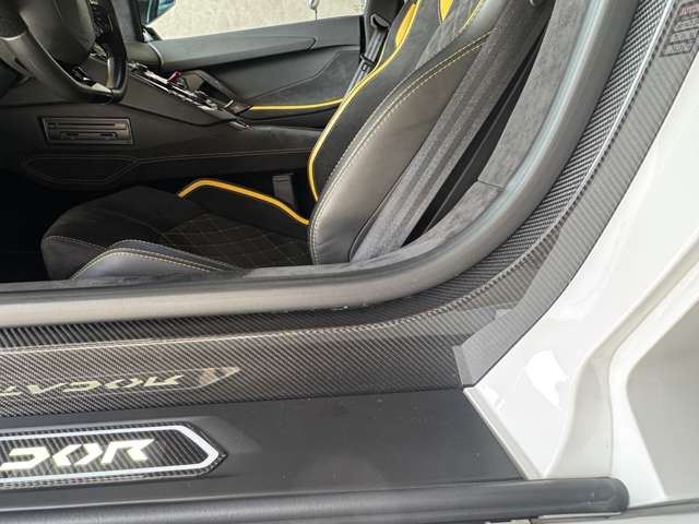 2017 Lamborghini AVENTADOR 缩略图 46