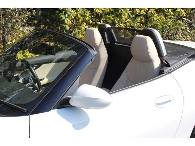 2011 BMW Z4 缩略图 65