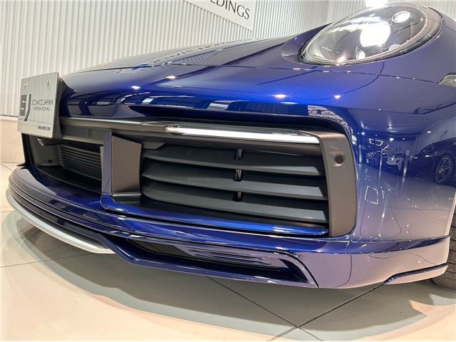 2021 Porsche 911 — миниатюра 27