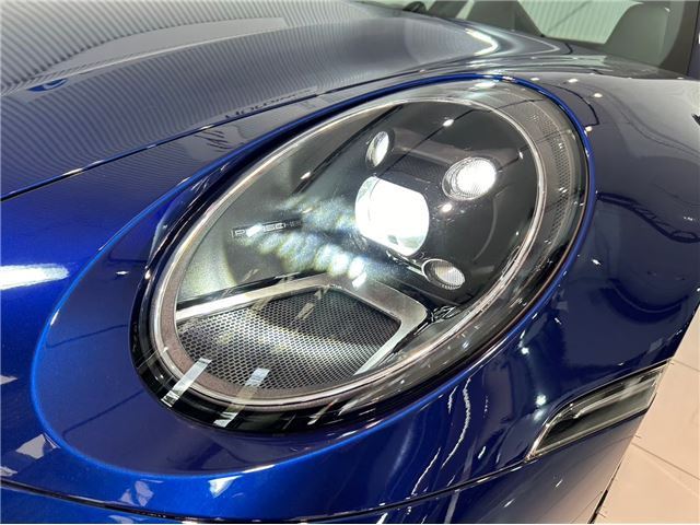 2021 Porsche 911 — миниатюра 9