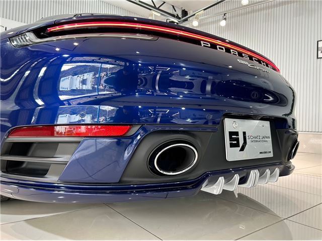 2021 Porsche 911 — миниатюра 6