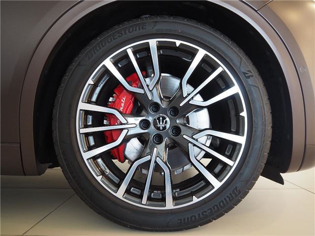 2023 Maserati GRECALE — миниатюра 17