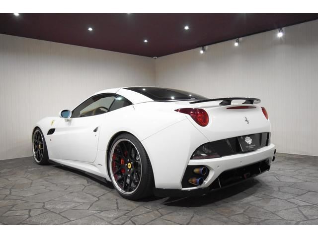 2011 Ferrari CALIFORNIA 缩略图 3