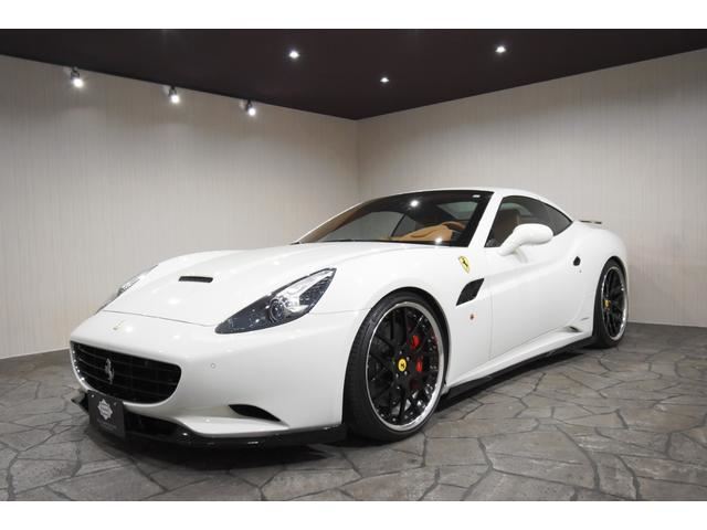 2011 Ferrari CALIFORNIA 缩略图 2