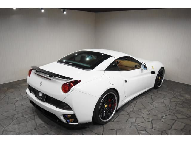 2011 Ferrari CALIFORNIA 缩略图 17