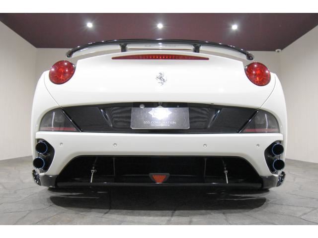 2011 Ferrari CALIFORNIA 缩略图 23