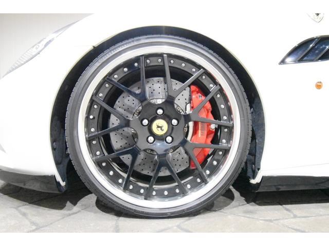 2011 Ferrari CALIFORNIA 缩略图 29