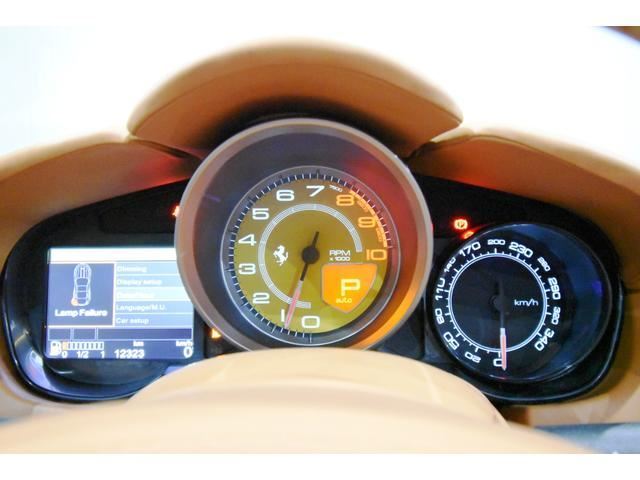 2011 Ferrari CALIFORNIA 缩略图 42