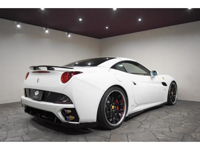 2011 Ferrari CALIFORNIA 缩略图 4