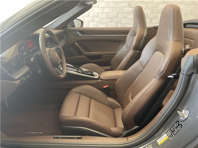 2026 Porsche 911 缩略图 3