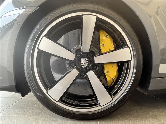 2026 Porsche 911 缩略图 18