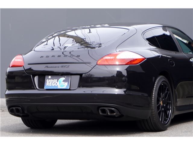 2013 Porsche PANAMERA 缩略图 3