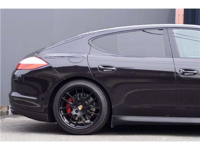 2013 Porsche PANAMERA 缩略图 15