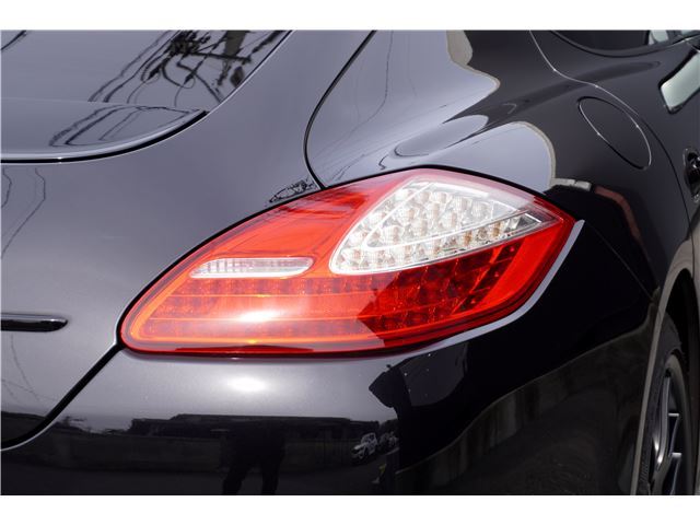 2013 Porsche PANAMERA 缩略图 38