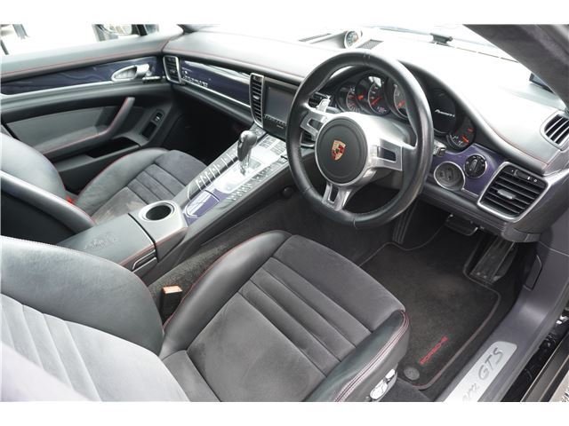 2013 Porsche PANAMERA 缩略图 43
