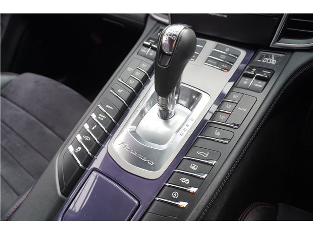 2013 Porsche PANAMERA 缩略图 59