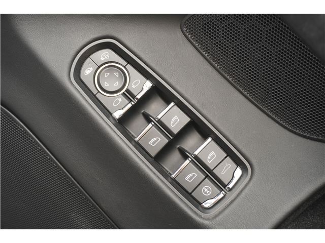 2013 Porsche PANAMERA 缩略图 79