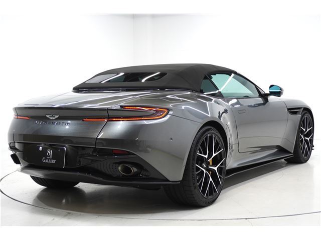2024 Aston Martin DB12 VOLANTE — фото 13