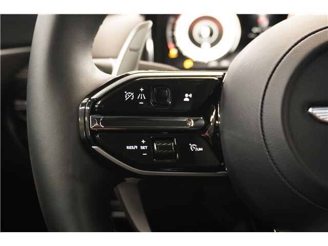 صورة مصغرة 19 لـ 2024 Aston Martin DB12 VOLANTE
