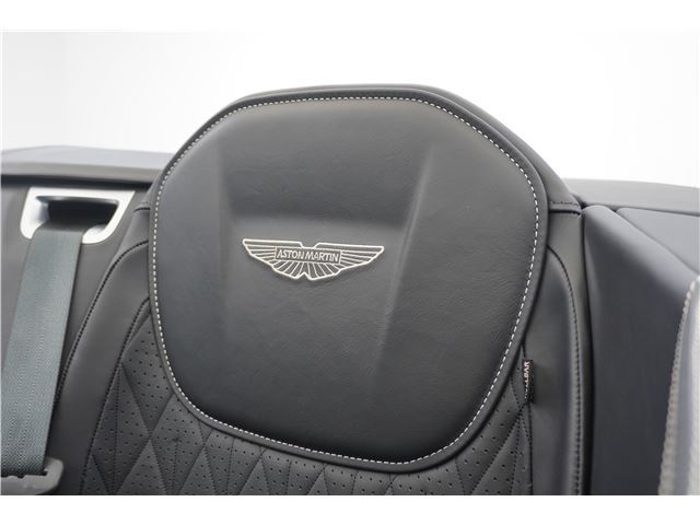 صورة مصغرة 42 لـ 2024 Aston Martin DB12 VOLANTE