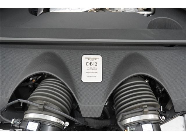 صورة مصغرة 48 لـ 2024 Aston Martin DB12 VOLANTE