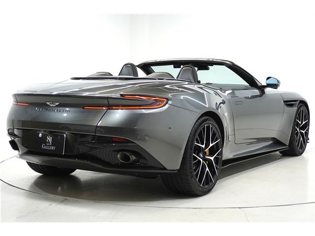 2024 Aston Martin DB12 VOLANTE — фото 5